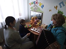 Занятия по программе "Веселые ладушки"